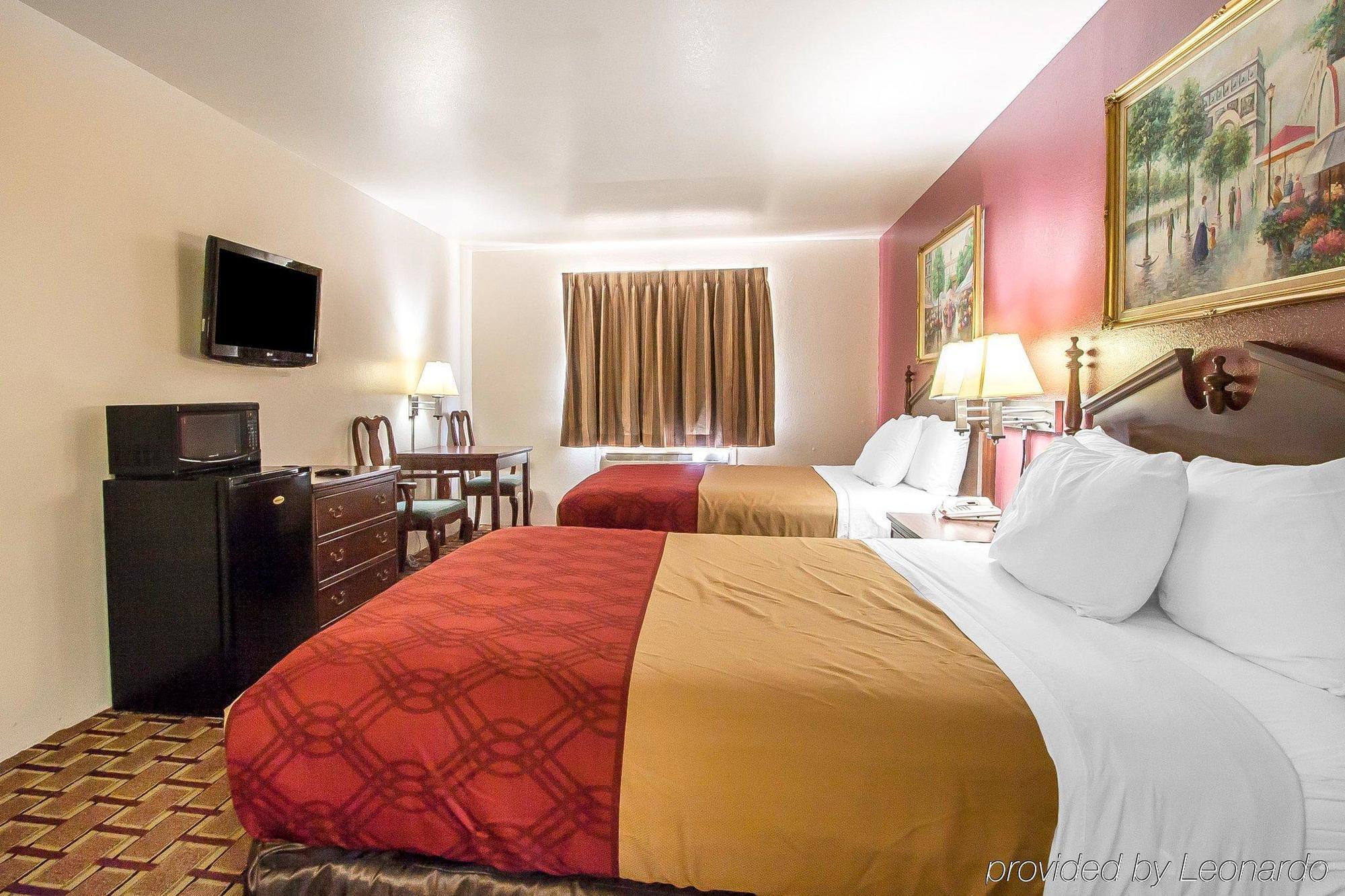 Econo Lodge Dexter Luaran gambar