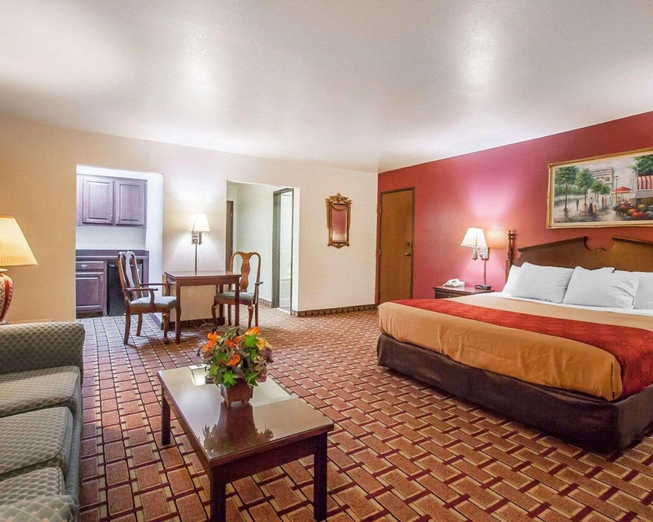 Econo Lodge Dexter Luaran gambar